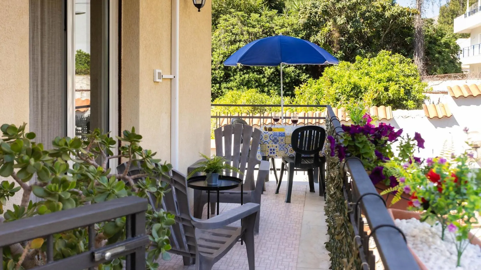 Hotel Mondello House Eraclea 0*,