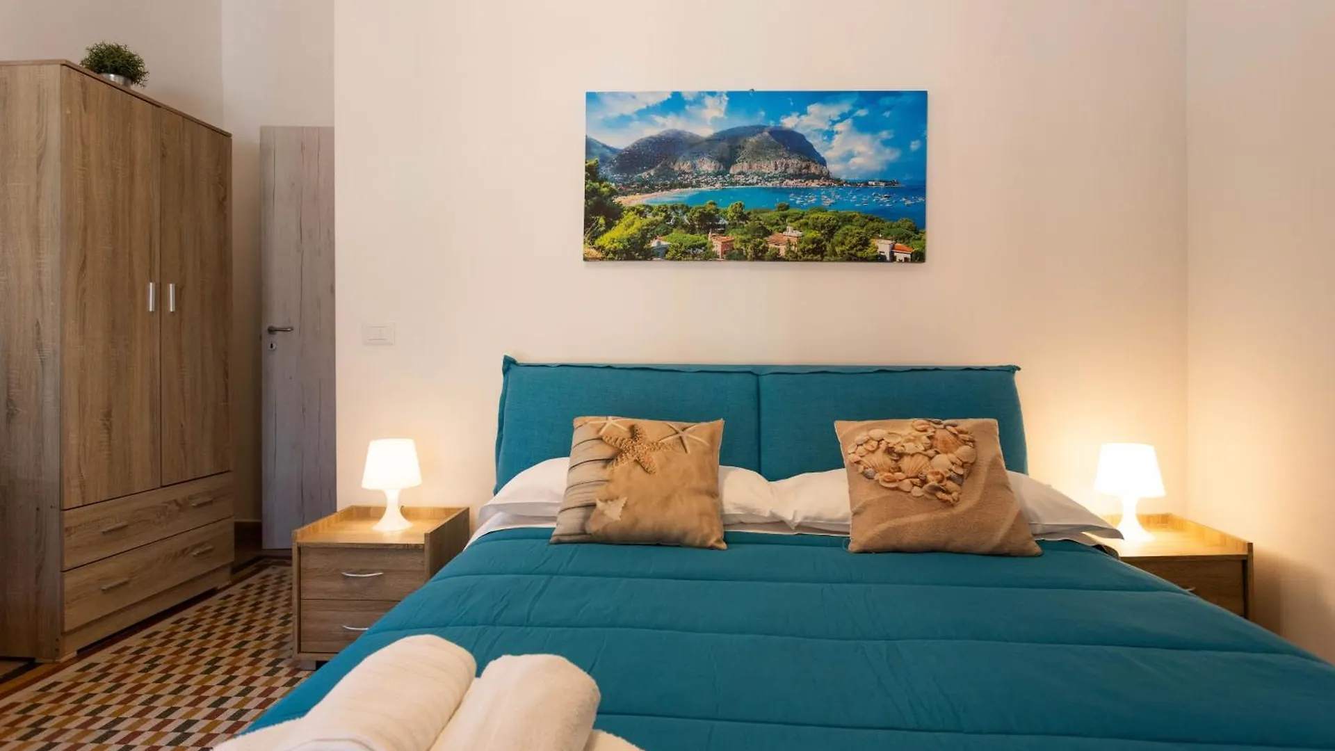 Hotel Mondello House Eraclea Italien