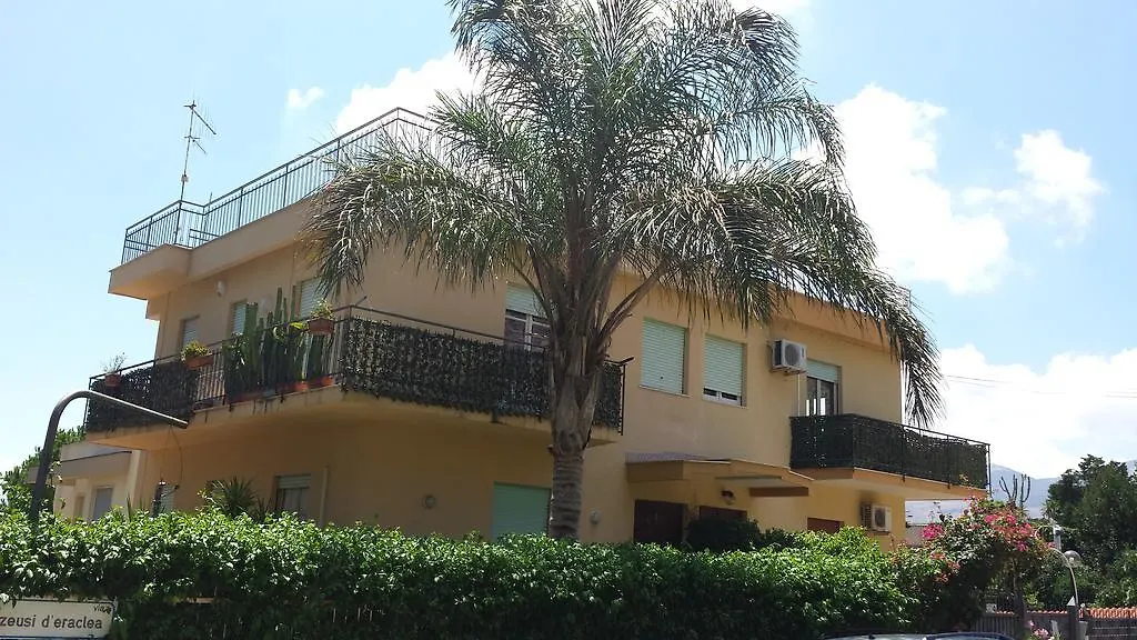 Hotel Mondello House Eraclea