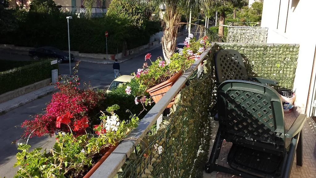 Hotel Mondello House Eraclea