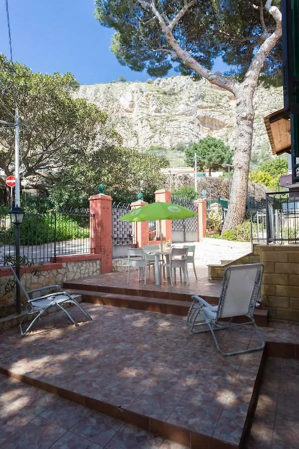 Mondello House Eraclea Hotel Italy
