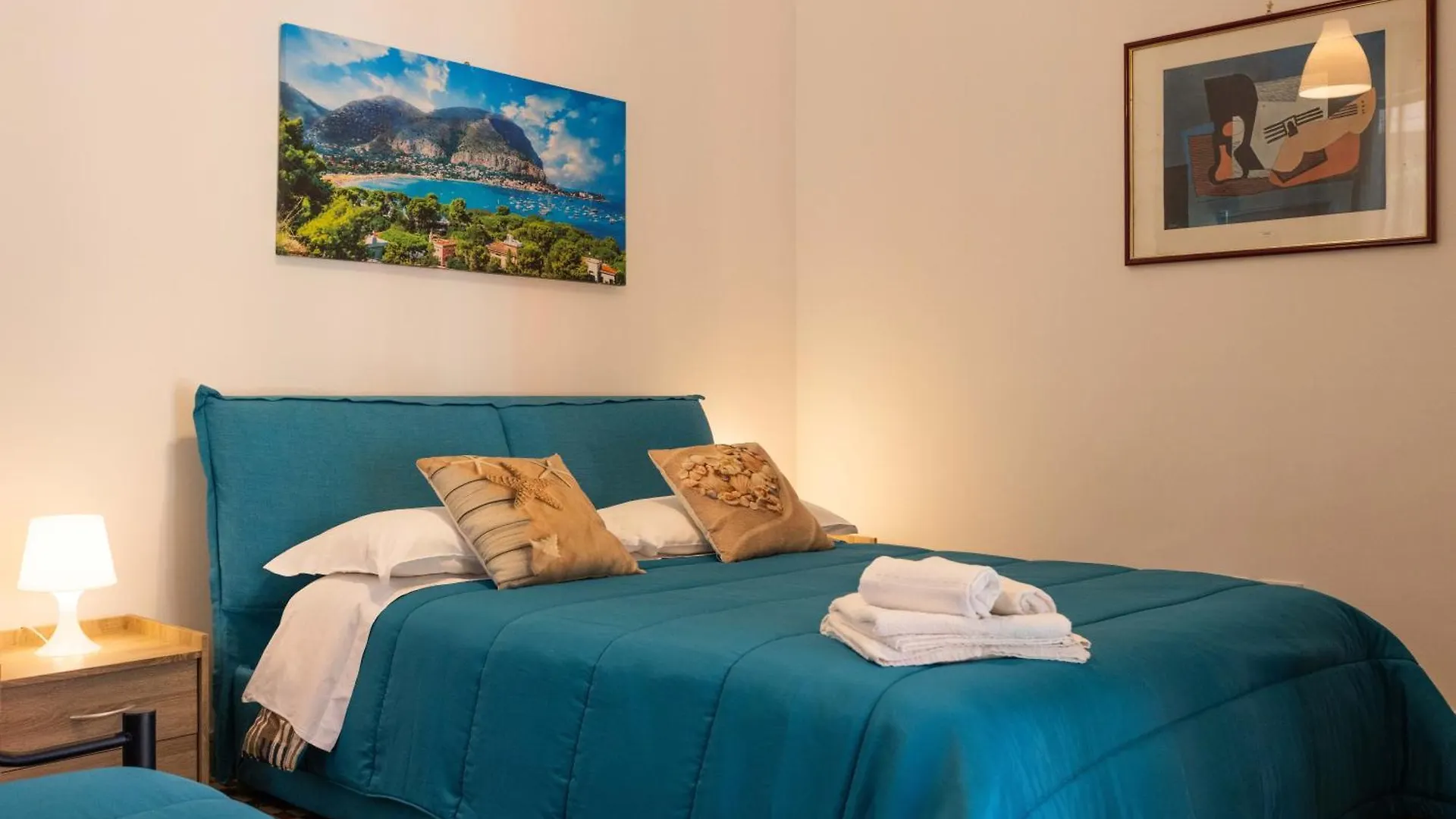 Mondello House Eraclea Hotel